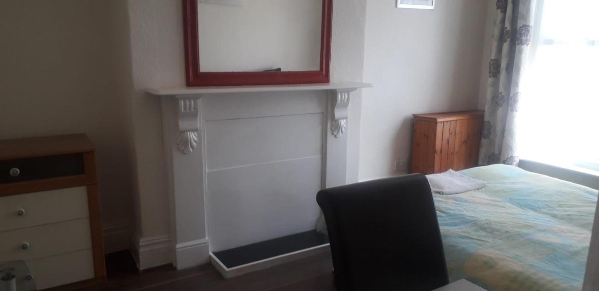 Bright Home Guest House Manchester Bagian luar foto